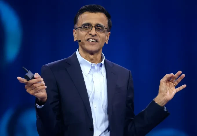 Snowflake Stakes AI Future on Autonomous Agents, Moving Beyond the Chatbot Hype